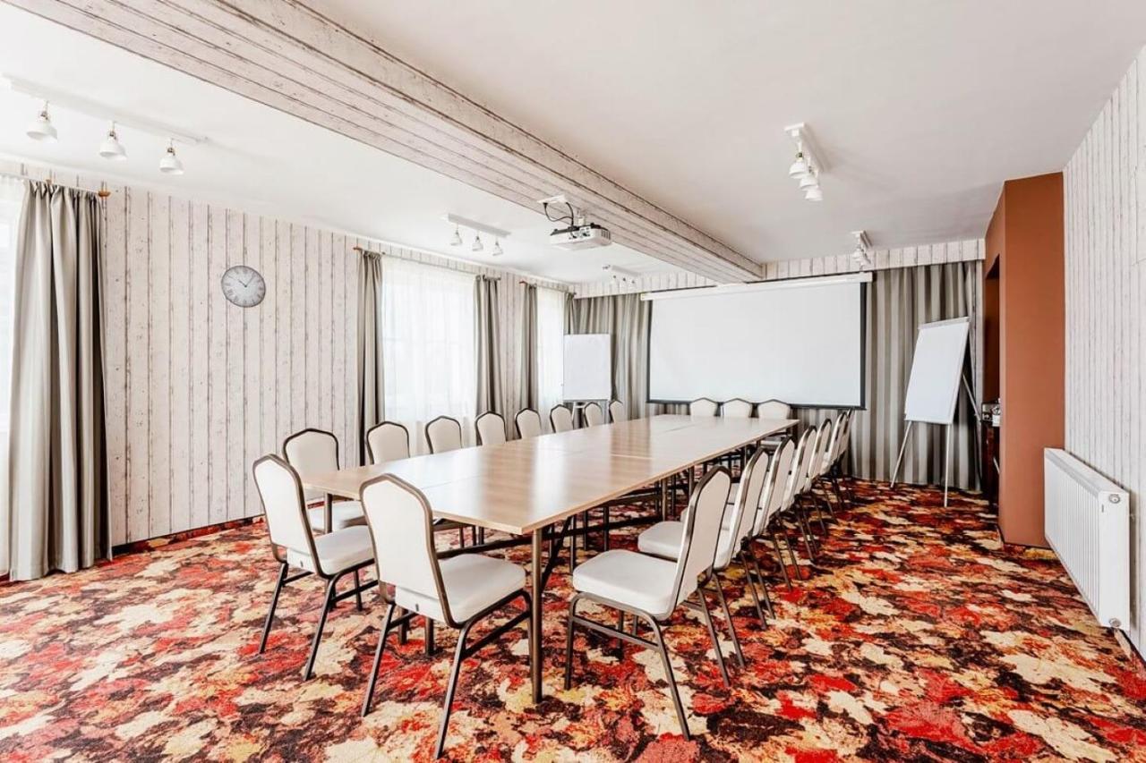 Hotel Lajta Park Mosonmagyaróvár Екстериор снимка